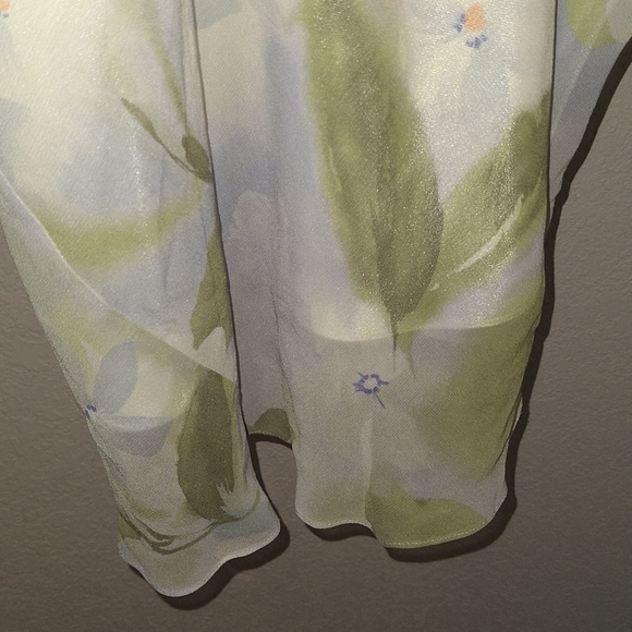 Liz Claiborne VTG Dreamy delicate,8, flutter sleeve - Picture 9 of 13